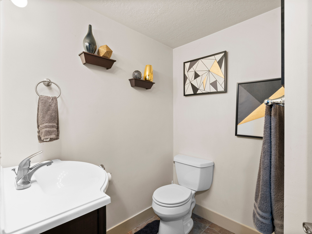 3291 S 300 W Bountiful, UT 84010