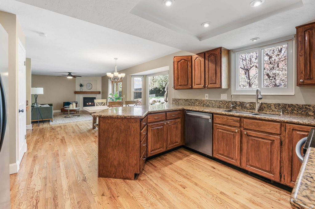 11406 S GRACEY LN Sandy, UT 84092