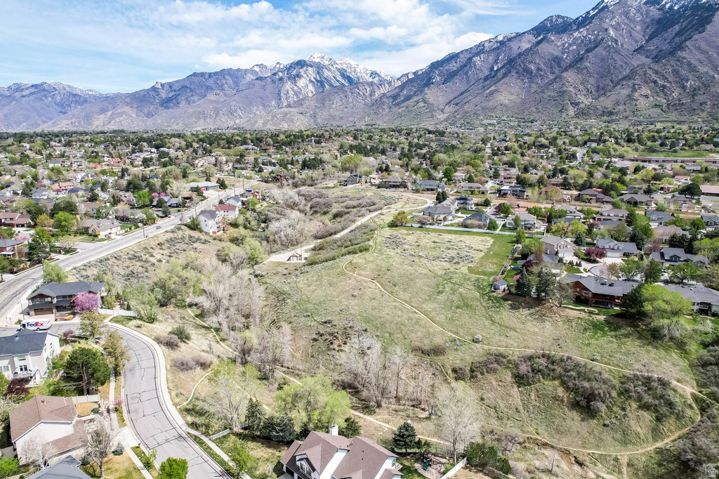 11406 S GRACEY LN Sandy, UT 84092