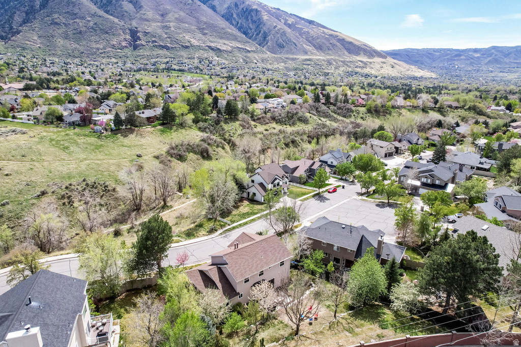 11406 S GRACEY LN Sandy, UT 84092