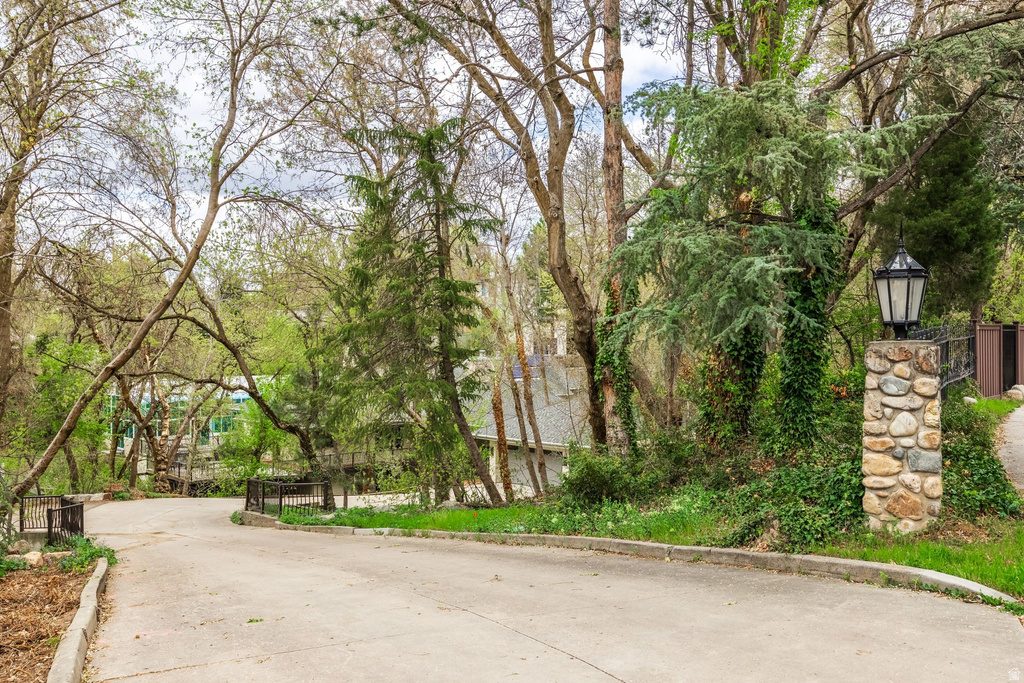 4630 S NANILOA DR Holladay, UT 84117