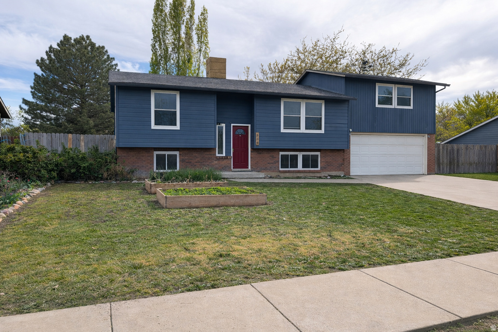 656 W 600 N Clearfield, UT 84015