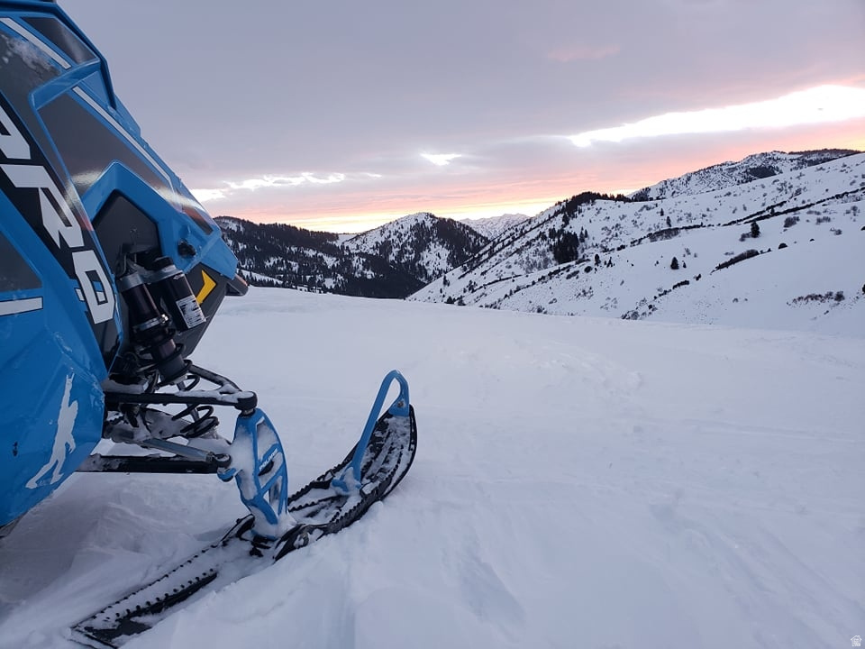 11607  MIDDLE FORK DR Huntsville, UT 84317