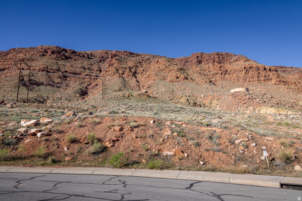 843  DAVID CT Moab, UT 84532