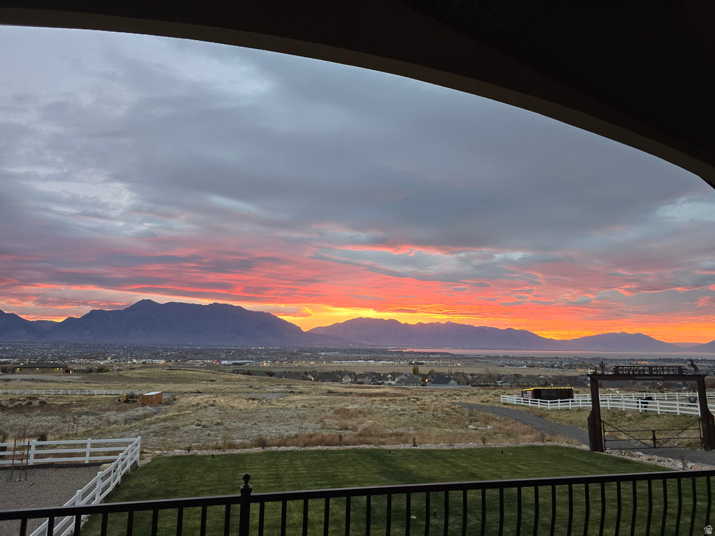1102 N SUMMIT VIEW DR Saratoga Springs, UT 84045