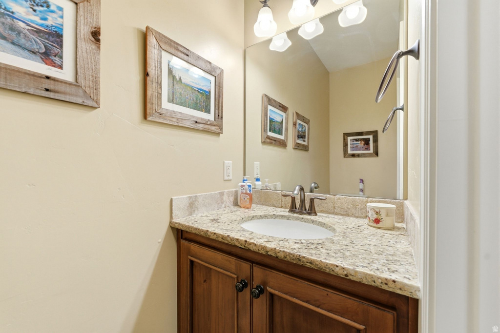 1102 N SUMMIT VIEW DR Saratoga Springs, UT 84045