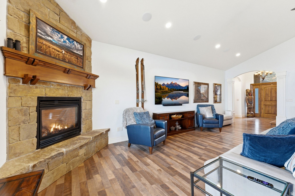 1102 N SUMMIT VIEW DR Saratoga Springs, UT 84045