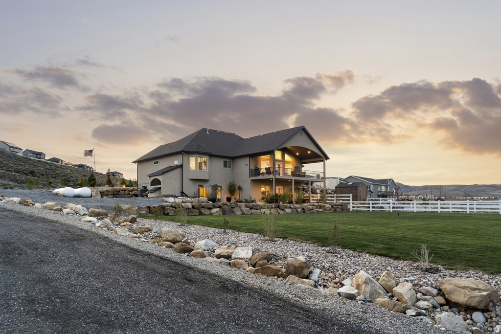 1102 N SUMMIT VIEW DR Saratoga Springs, UT 84045