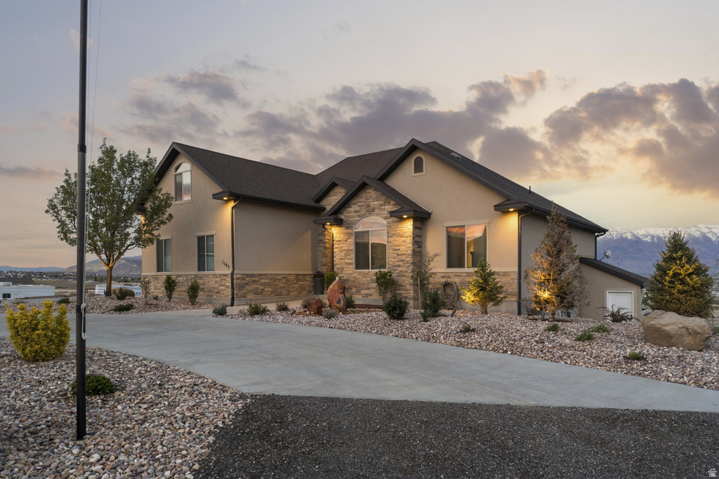 1102 N SUMMIT VIEW DR Saratoga Springs, UT 84045