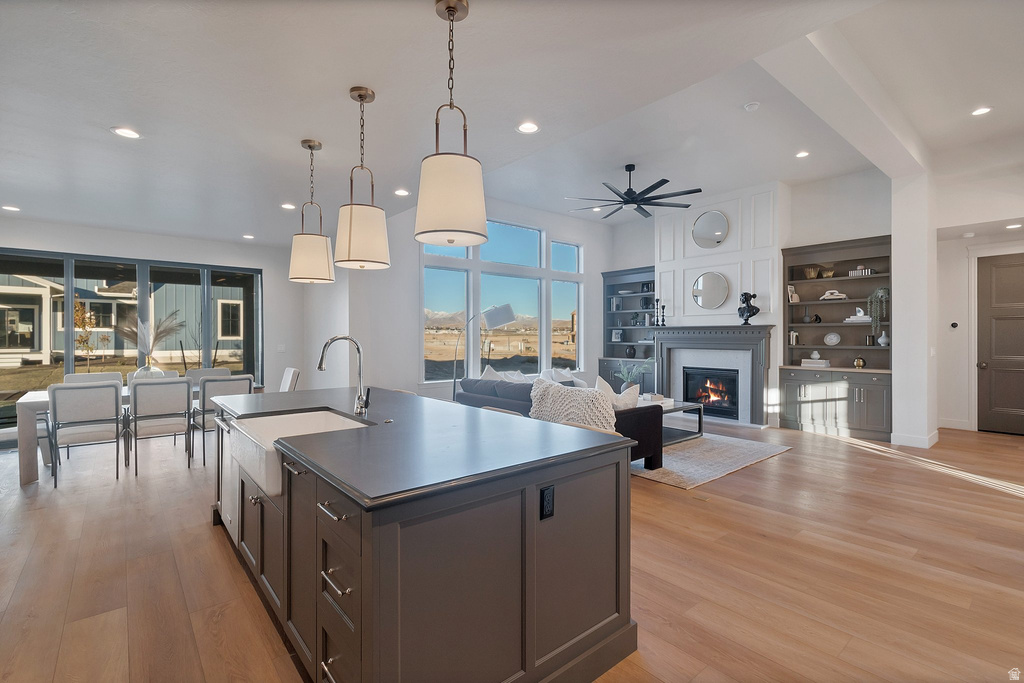 963 S LOUISA DR Saratoga Springs, UT 84045