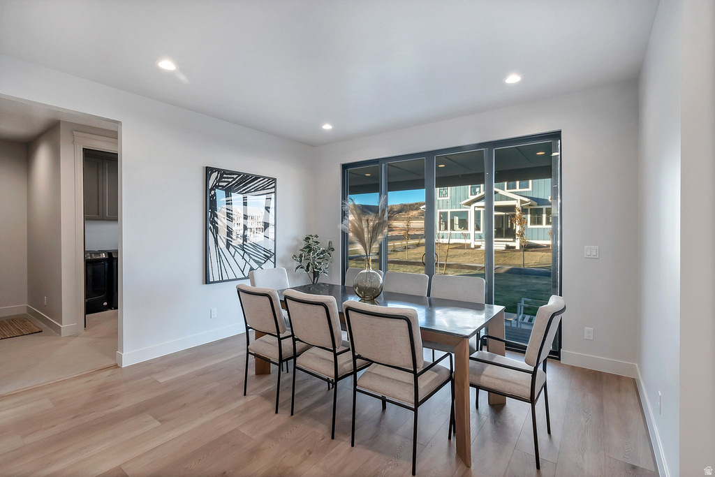 963 S LOUISA DR Saratoga Springs, UT 84045