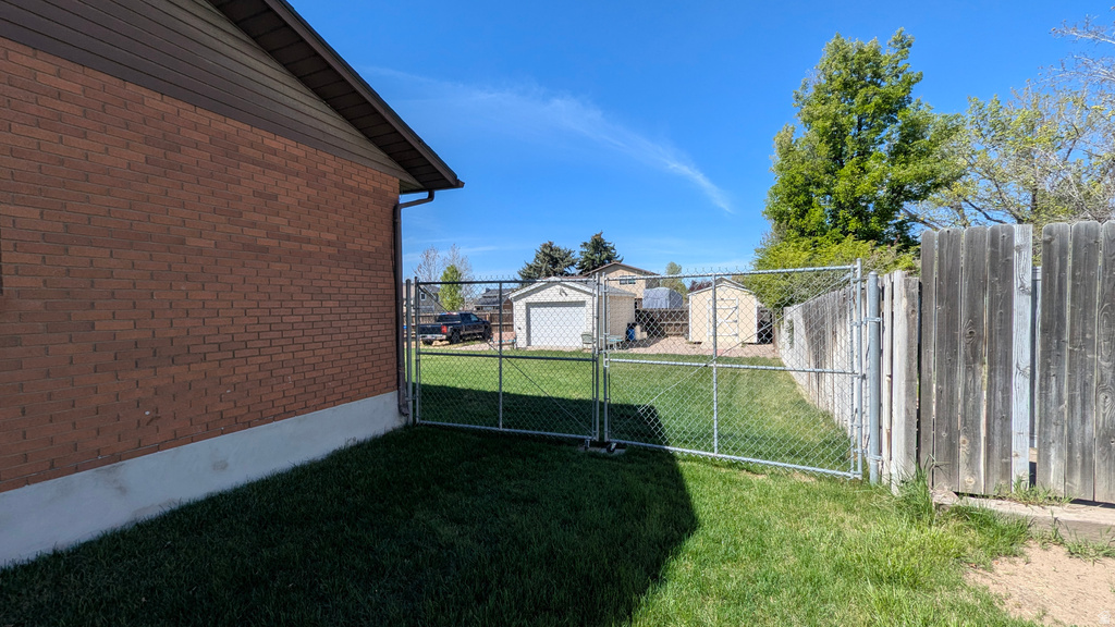 583 N 2300 W West Point, UT 84015