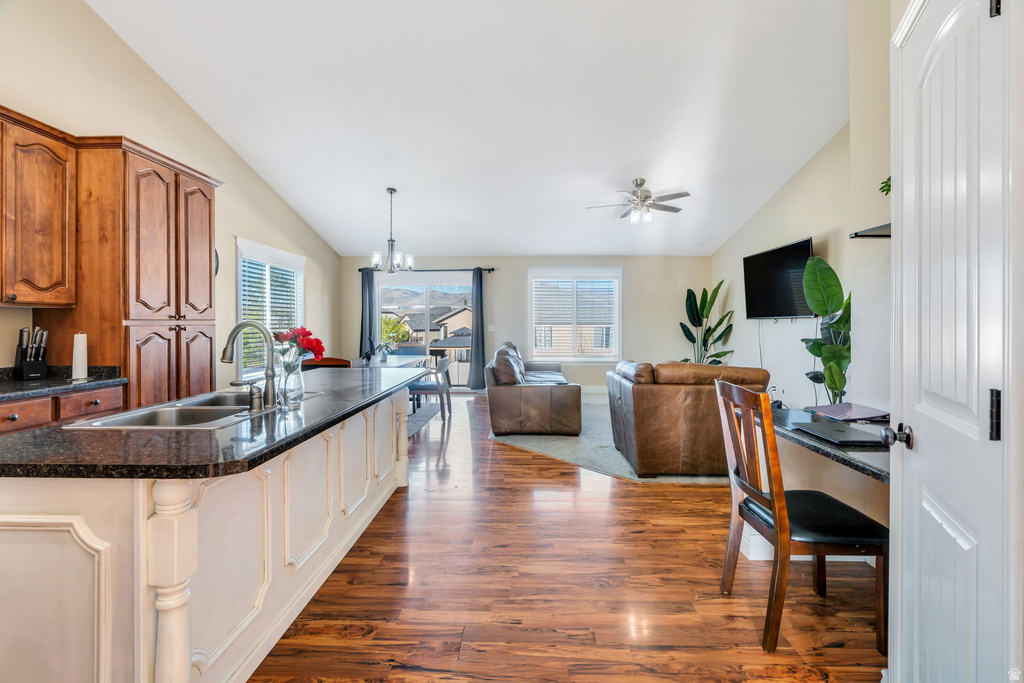 3711 N MEADOW SPRINGS LN Lehi, UT 84043