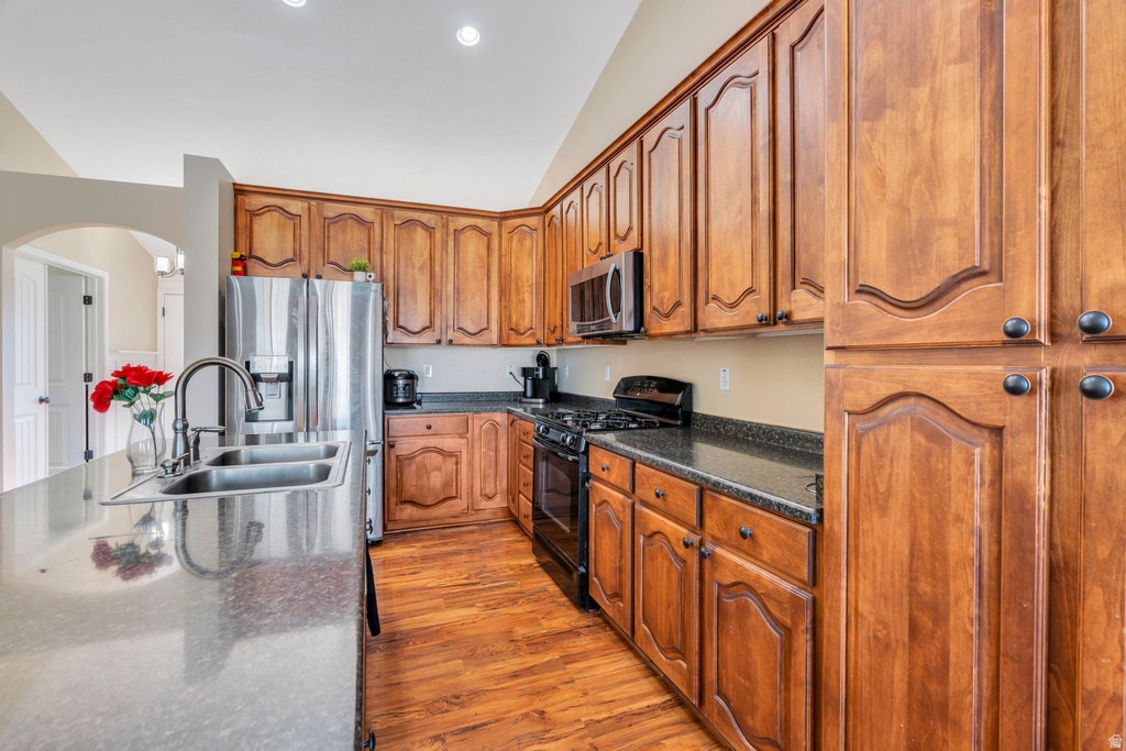 3711 N MEADOW SPRINGS LN Lehi, UT 84043