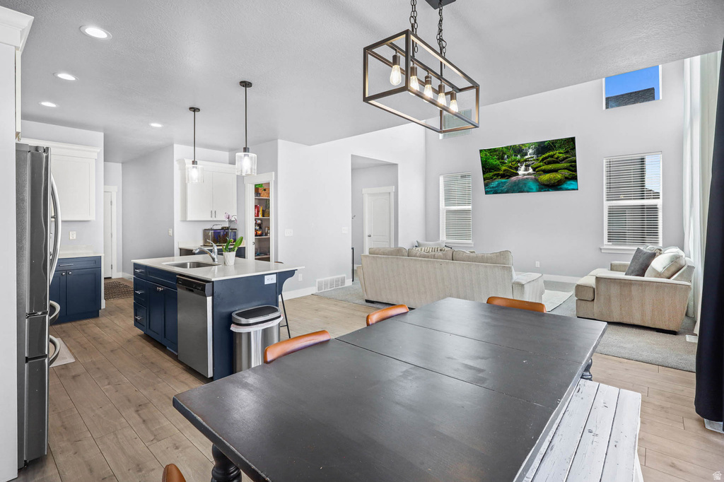 586 N HILL VIEW DR Saratoga Springs, UT 84045