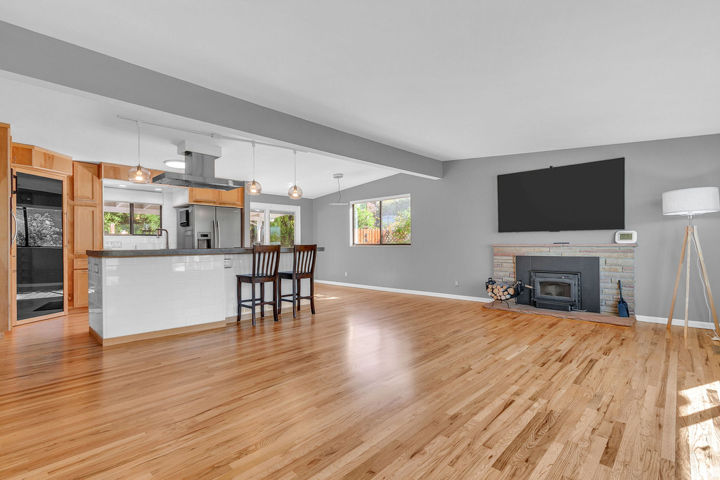 3055 LA JOYA DR Salt Lake City, UT 84124