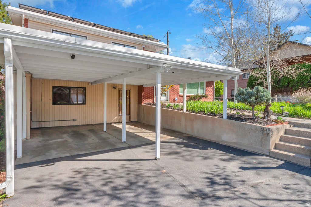 3055 LA JOYA DR Salt Lake City, UT 84124