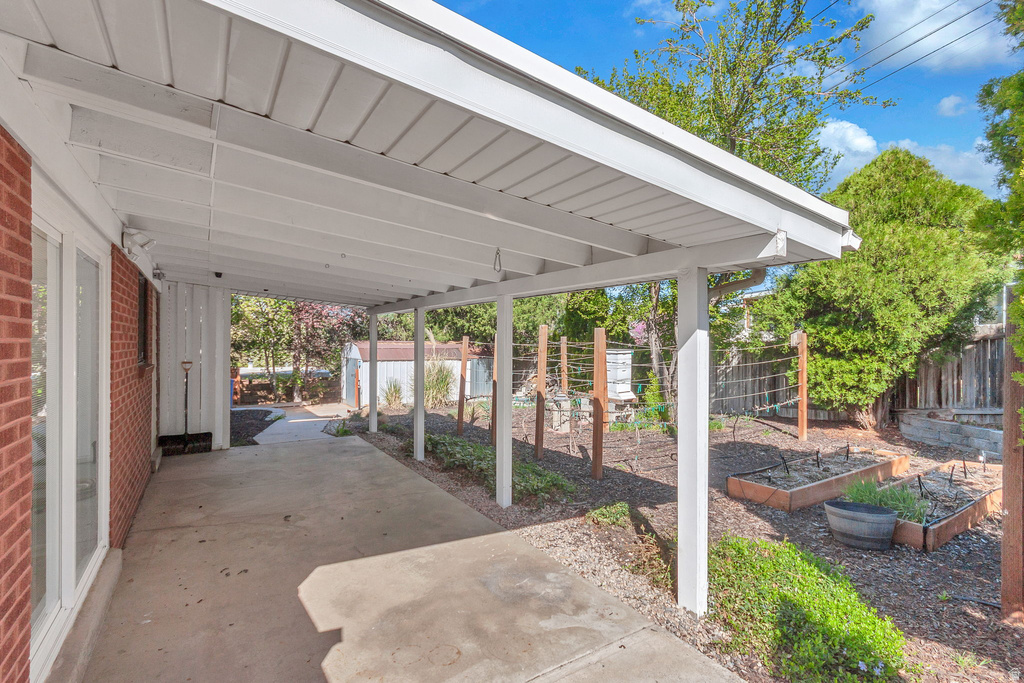 3055 LA JOYA DR Salt Lake City, UT 84124