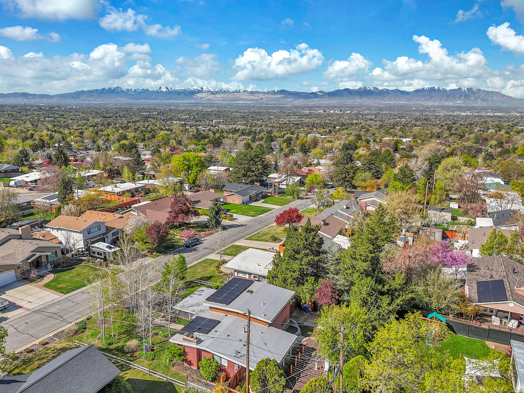 3055 LA JOYA DR Salt Lake City, UT 84124