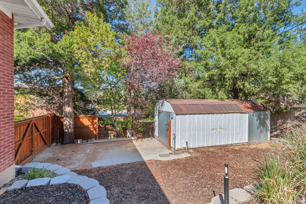 3055 LA JOYA DR Salt Lake City, UT 84124