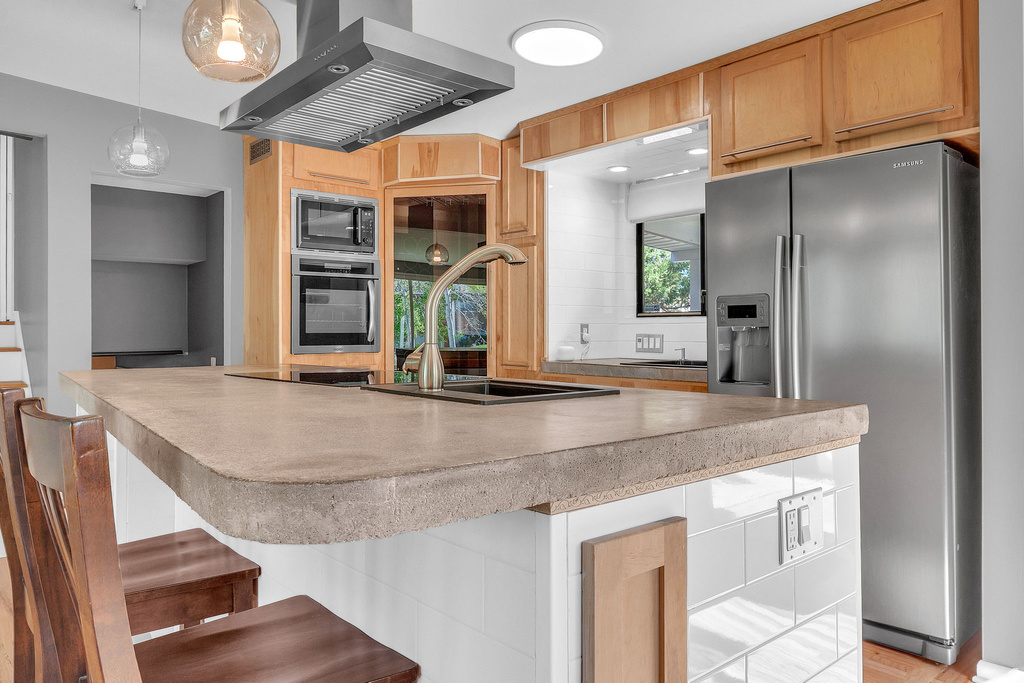 3055 LA JOYA DR Salt Lake City, UT 84124