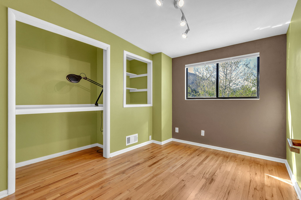 3055 LA JOYA DR Salt Lake City, UT 84124