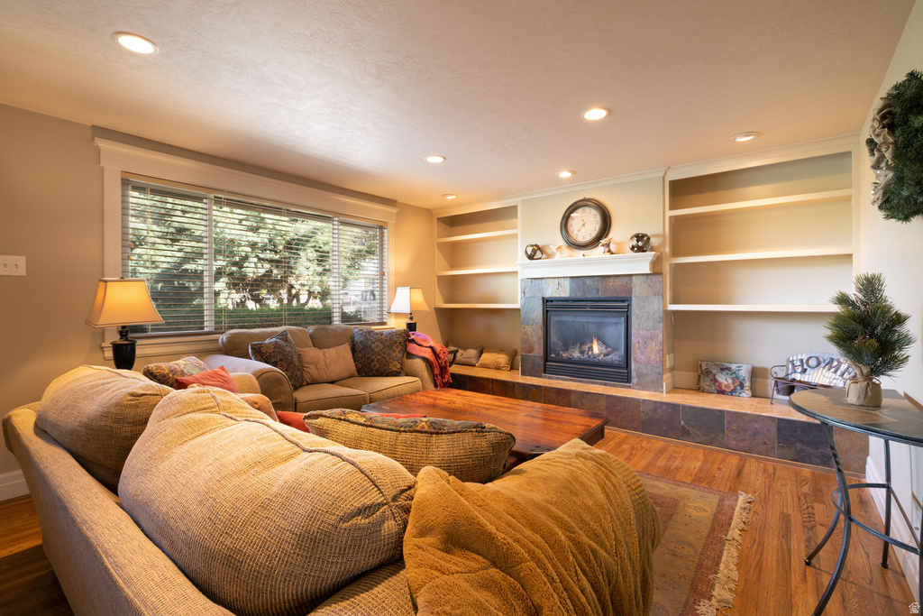 3198 S JULIA LN Magna, UT 84044