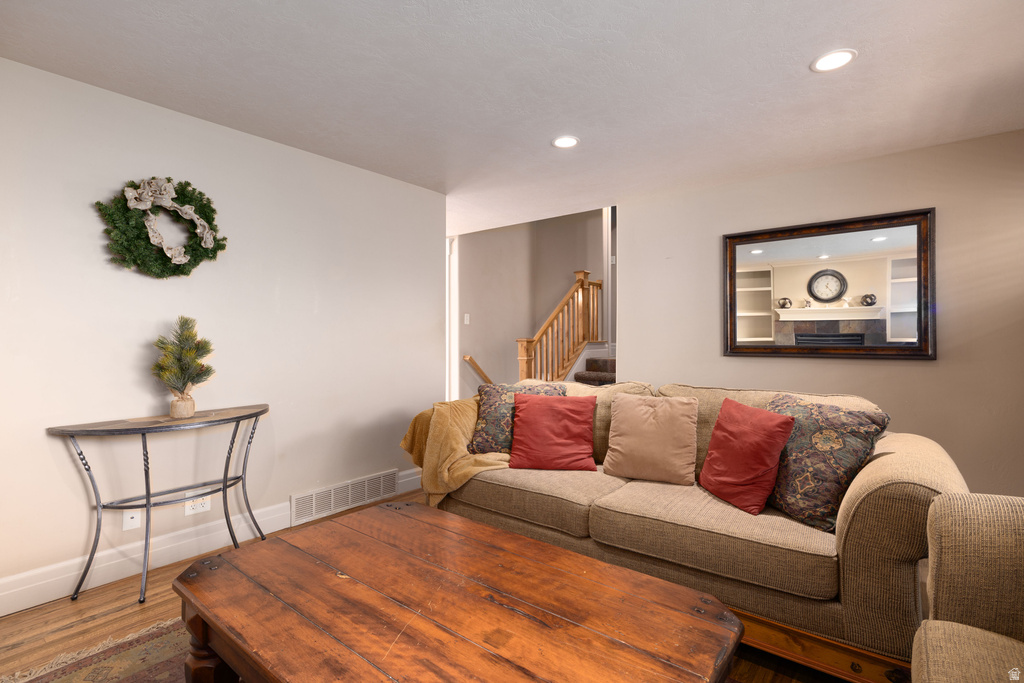 3198 S JULIA LN Magna, UT 84044