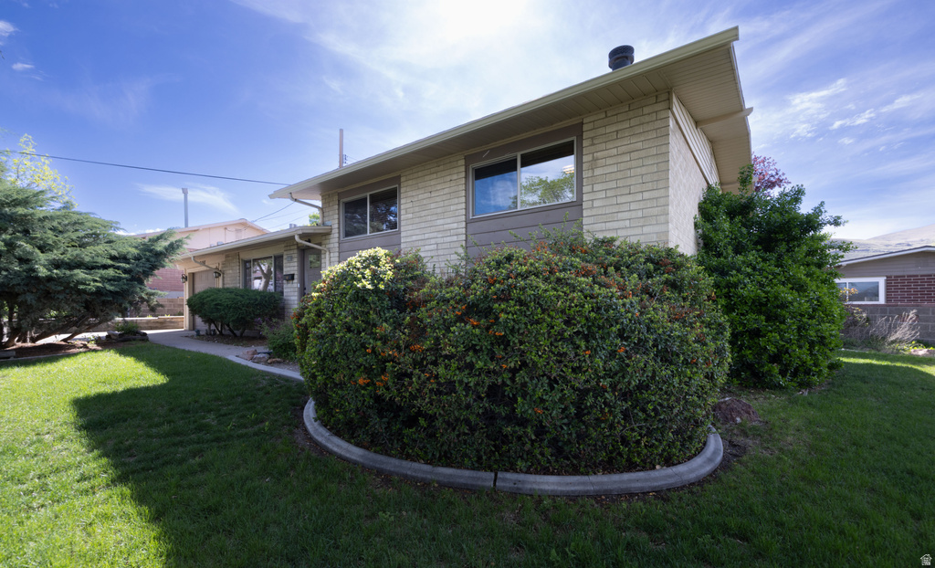 3198 S JULIA LN Magna, UT 84044