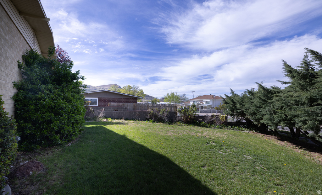 3198 S JULIA LN Magna, UT 84044