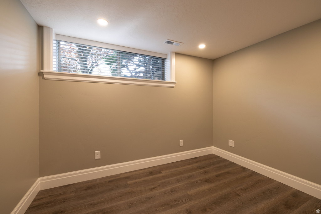 3198 S JULIA LN Magna, UT 84044