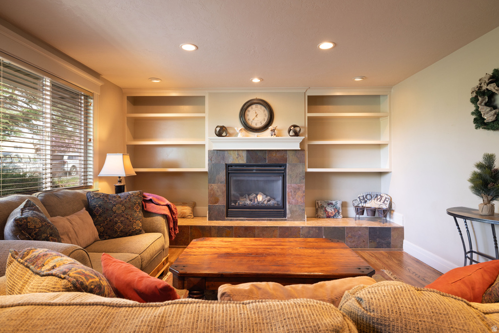 3198 S JULIA LN Magna, UT 84044