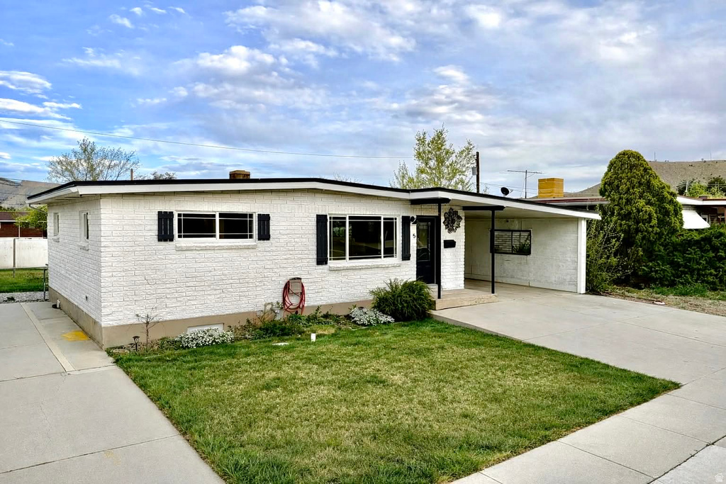 5 S 3RD AVE Helper, UT 84526