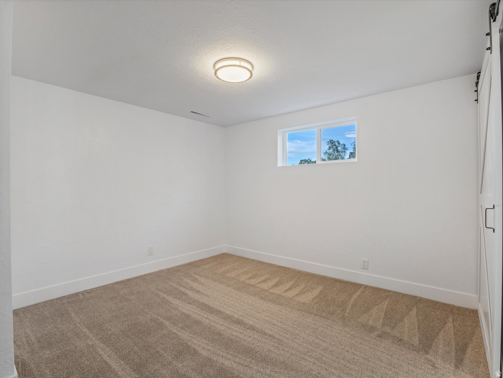 1092 N 500 E Centerville, UT 84014