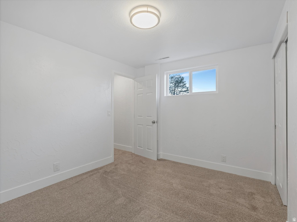 1092 N 500 E Centerville, UT 84014