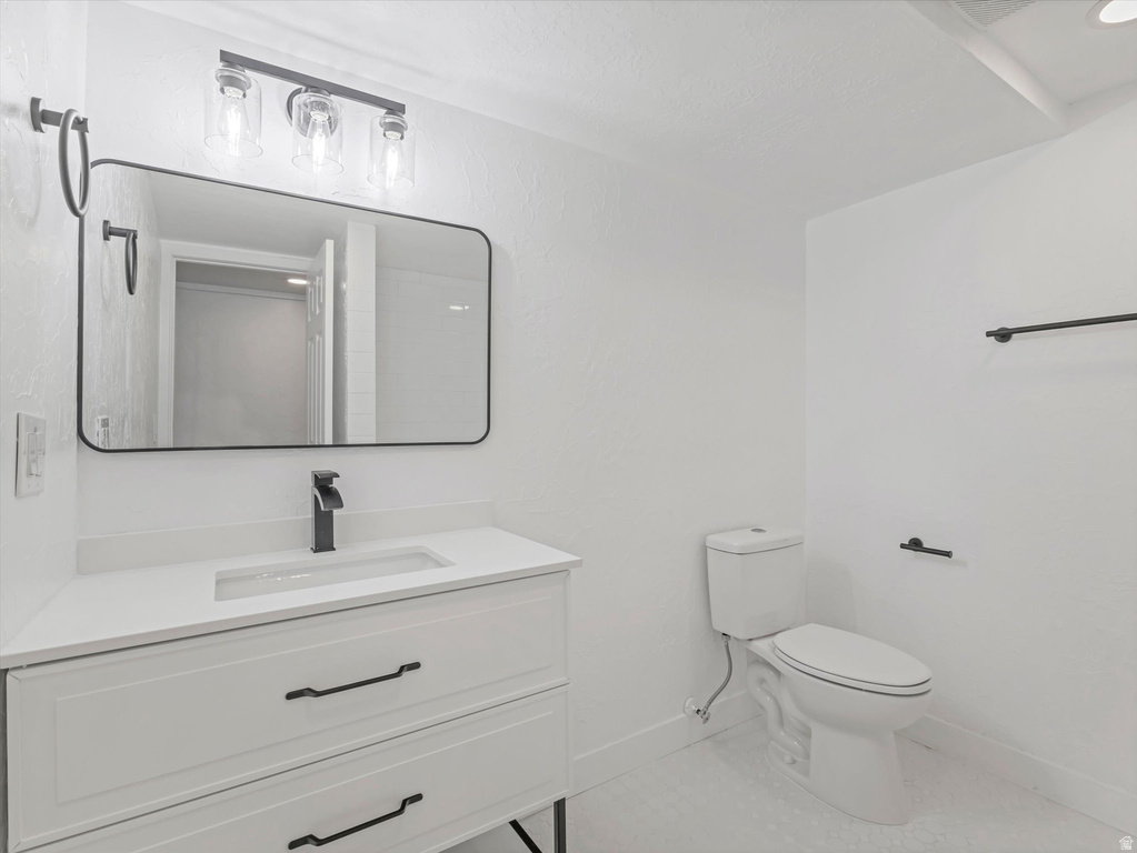 1092 N 500 E Centerville, UT 84014