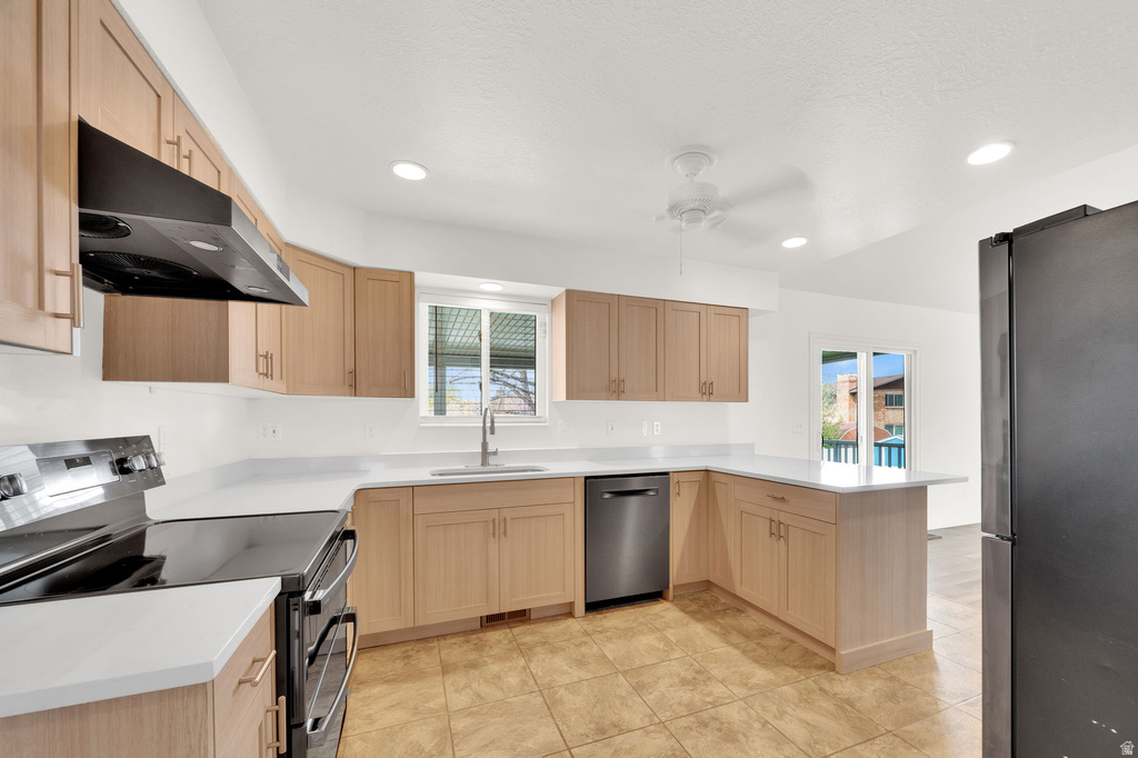 5061 S 3500 W Roy, UT 84067