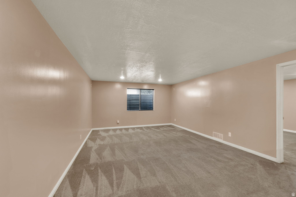 5061 S 3500 W Roy, UT 84067