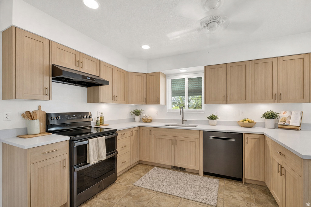 5061 S 3500 W Roy, UT 84067