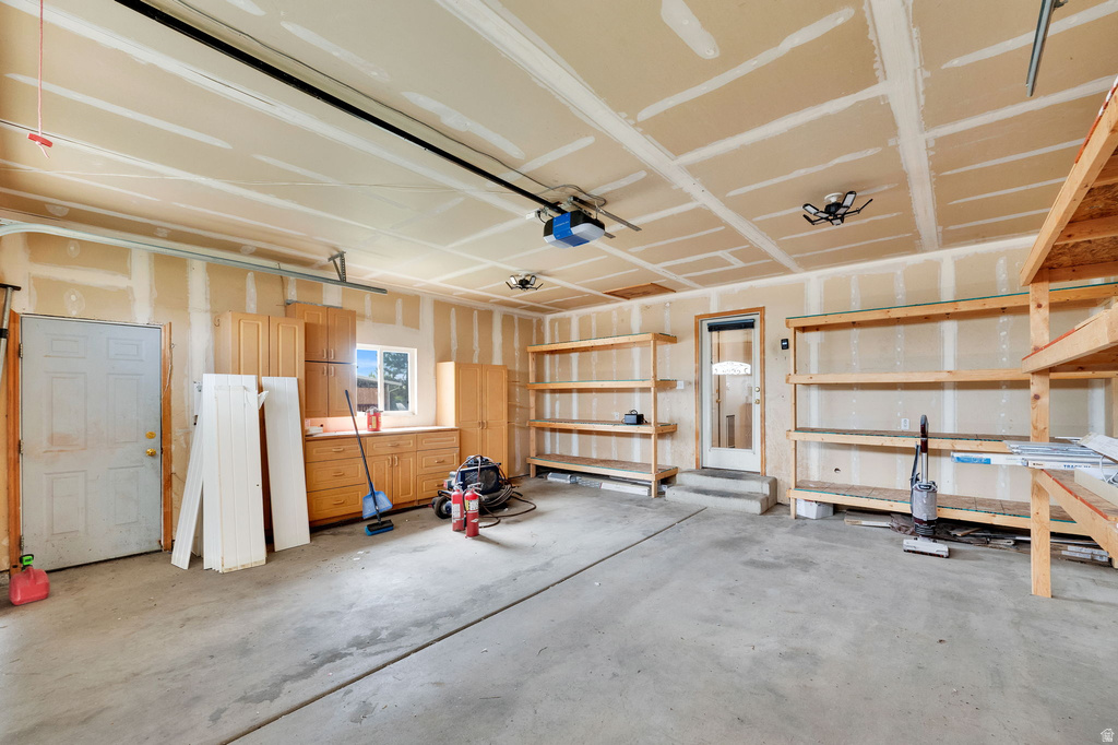 5061 S 3500 W Roy, UT 84067