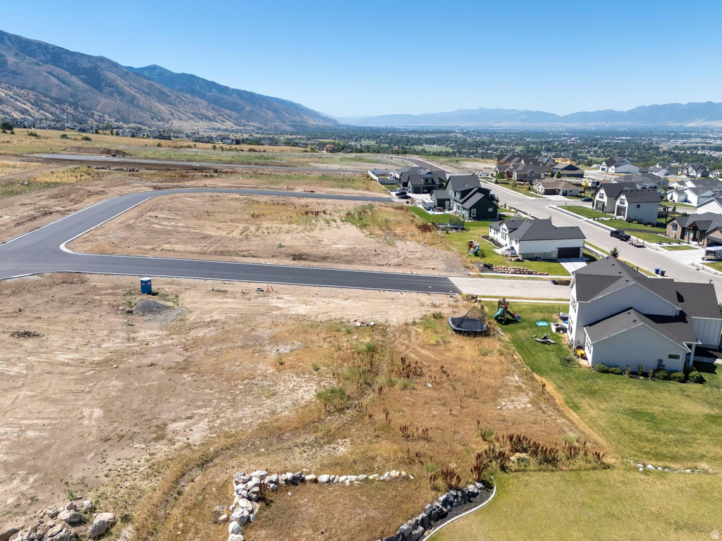 1112 E 100 N Hyde Park, UT 84318