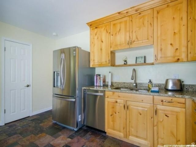 3135 S VALLEY ST Salt Lake City, UT 84109