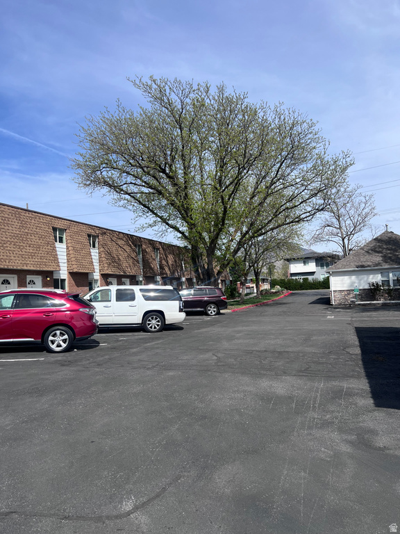 3556 S 900 E #8 Millcreek, UT 84106