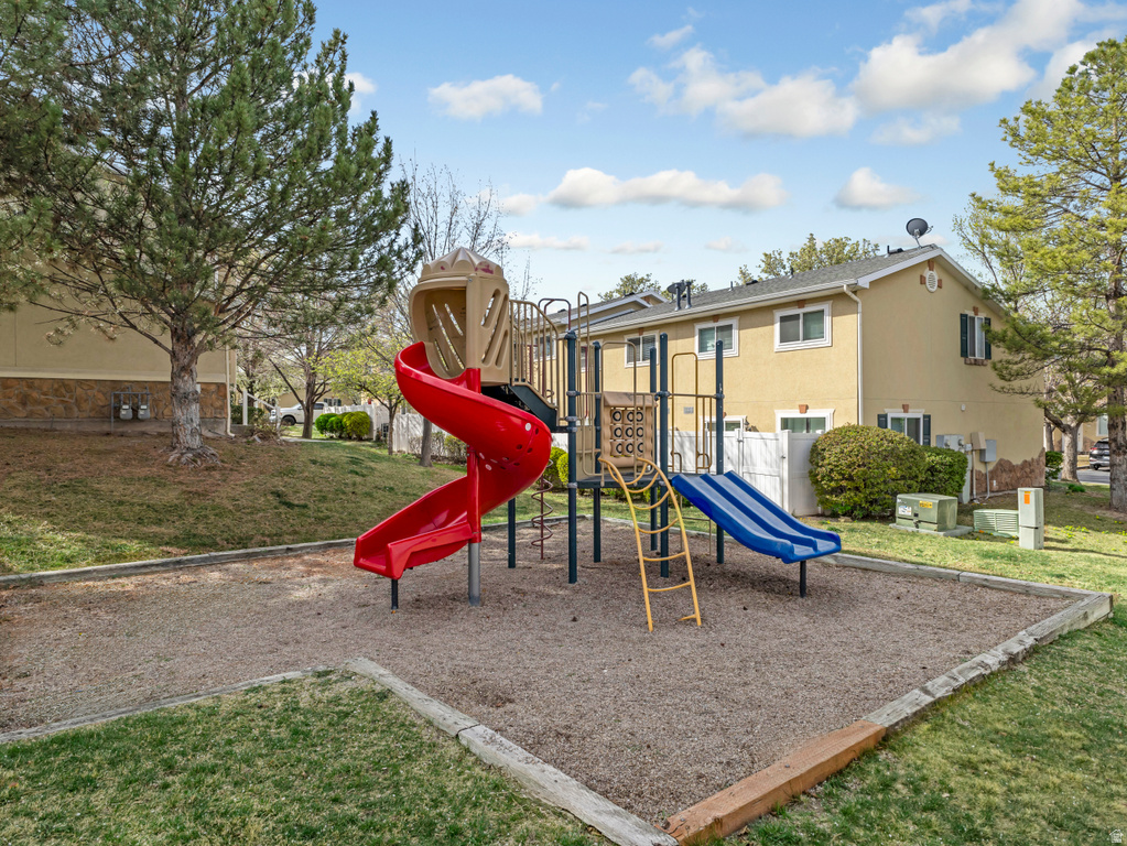 6813 S ETRUSCAN WAY West Jordan, UT 84084