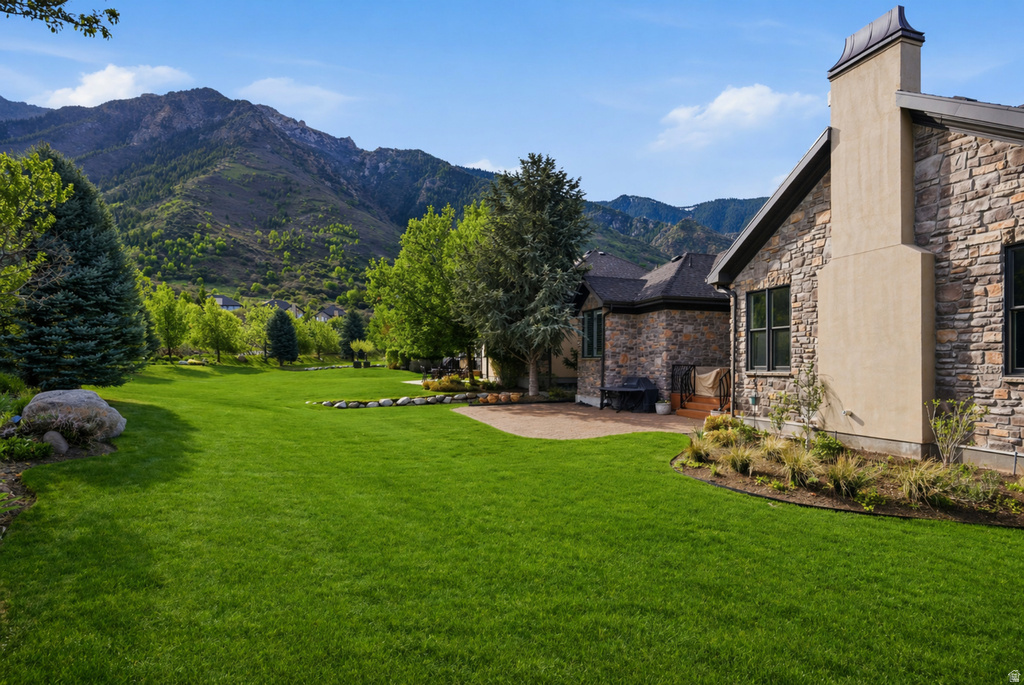 3093 E SCENIC VALLEY LN. LN Sandy, UT 84092