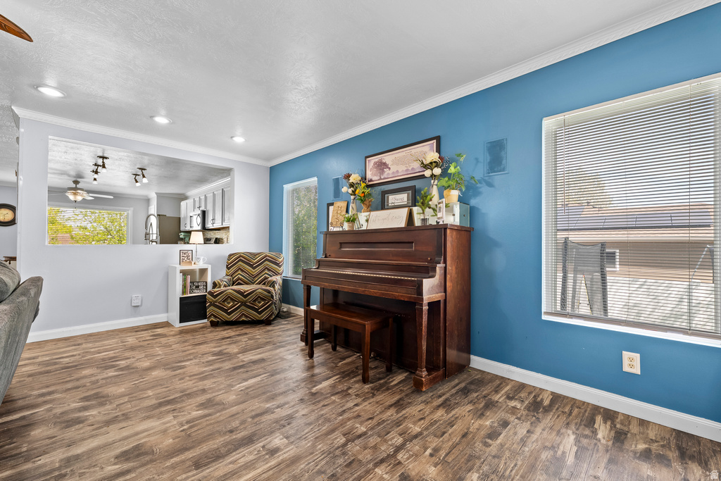 5469 W HARVESTMILL DR West Jordan, UT 84081