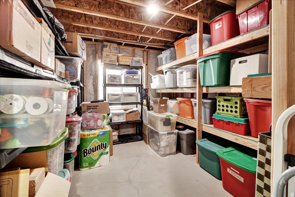 2449 N SARUS CRANE DR Clinton, UT 84015