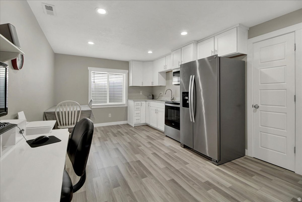 2449 N SARUS CRANE DR Clinton, UT 84015