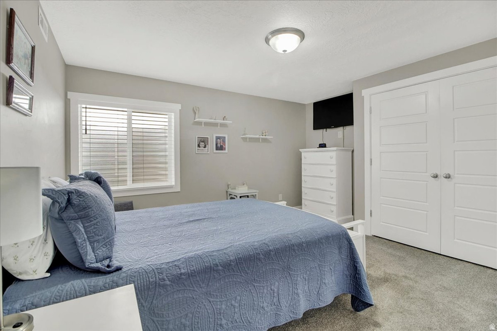 2449 N SARUS CRANE DR Clinton, UT 84015