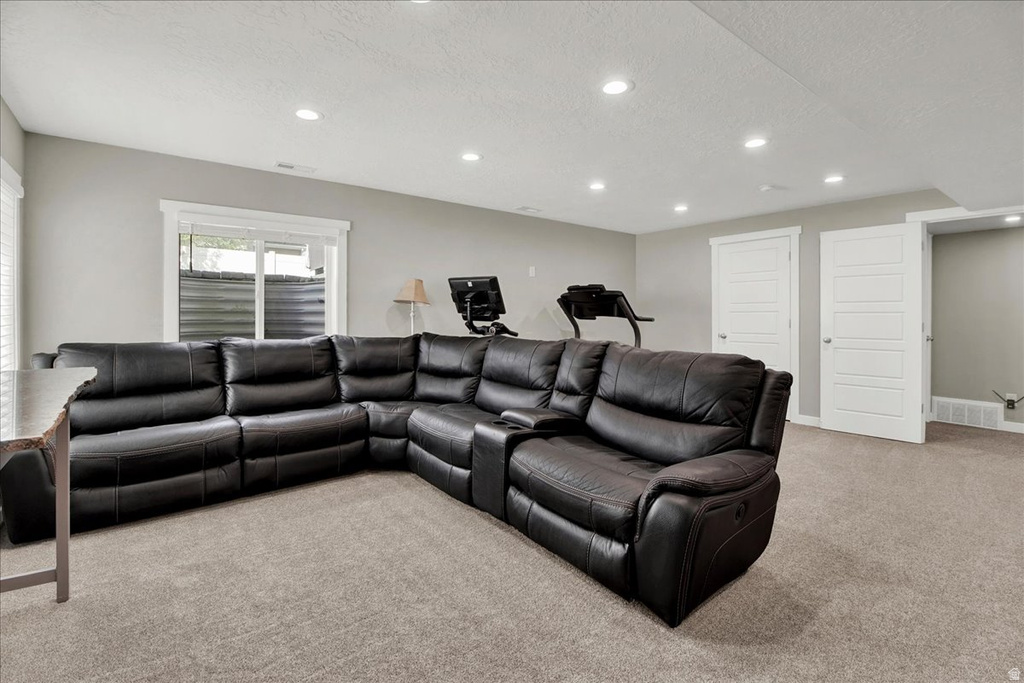 2449 N SARUS CRANE DR Clinton, UT 84015